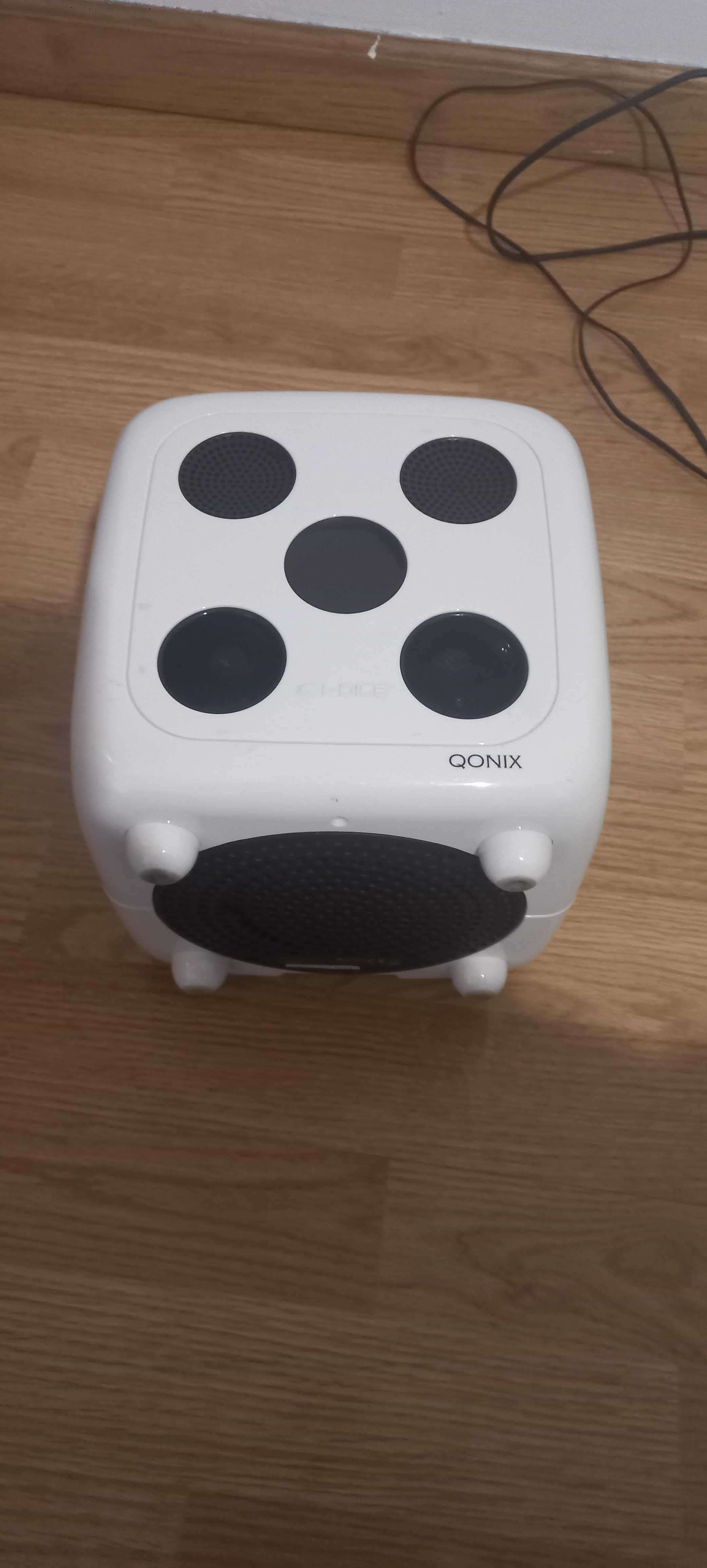 Coluna de som QONIX I-DICE
