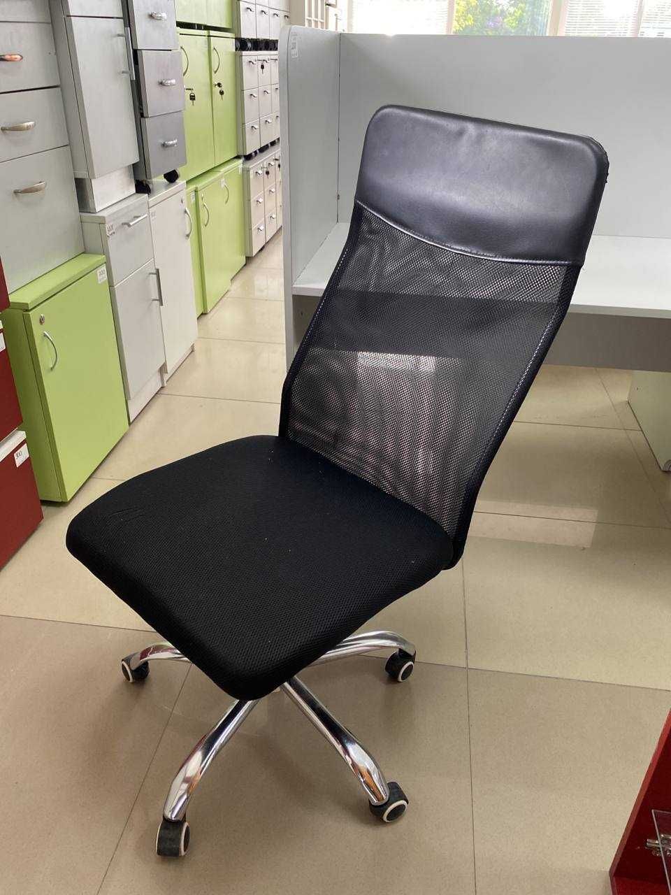 РОЗПРОДАЖ офісної меблі крісла стільці компʼютерні