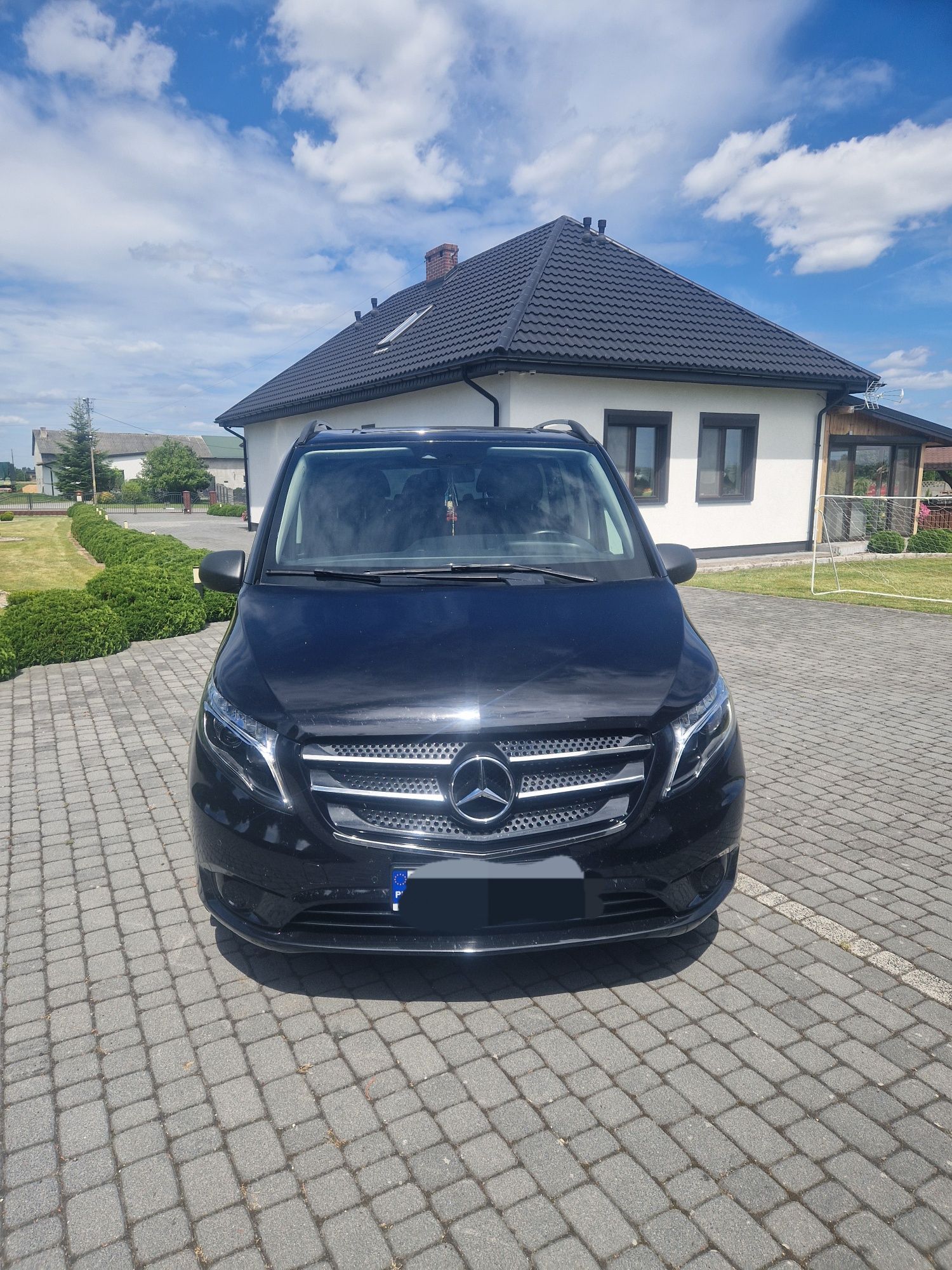Mercedes Vito 9-osobowe możliwy leasing