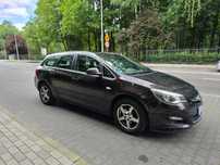 Opel Astra Opel Astra kombi – czysta, niezawodna, kobieca ręka!