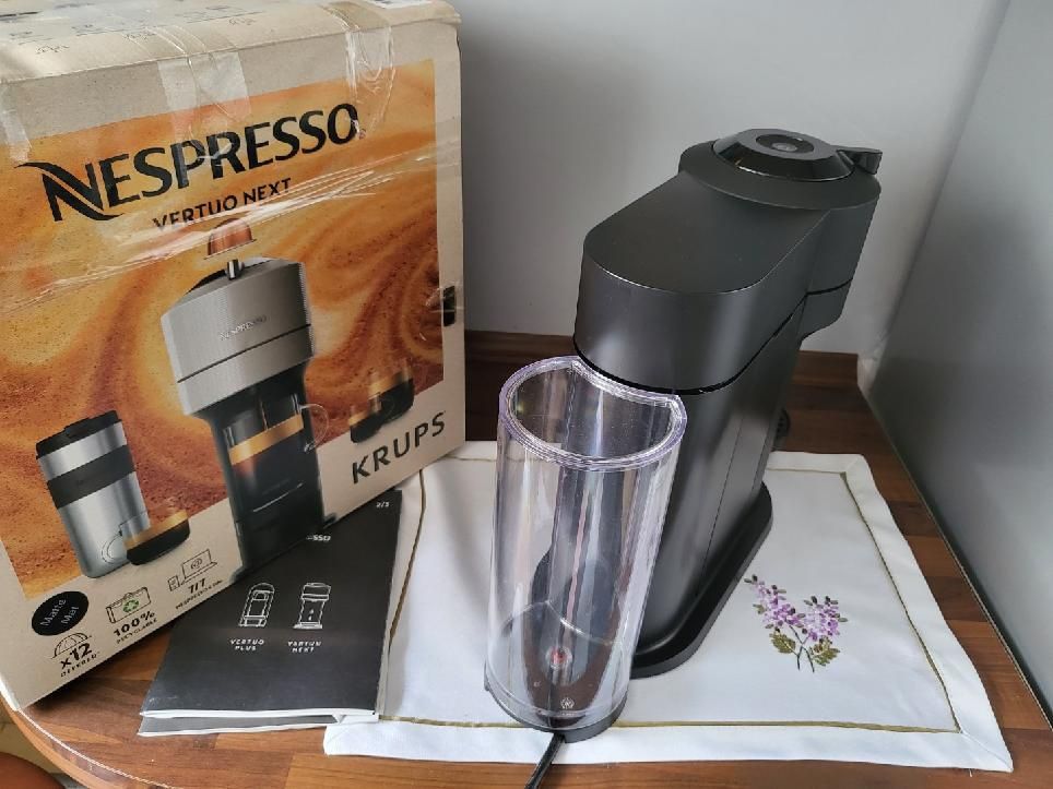 Ekspres DeLonghi Nespresso Vertuo Next j.Nowy na gwarancji