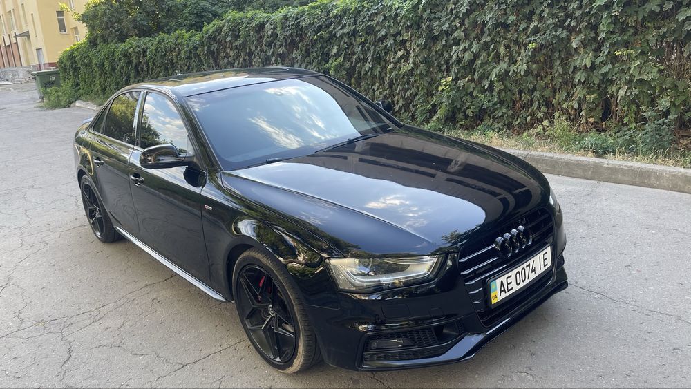 Audi a4 quatro s line