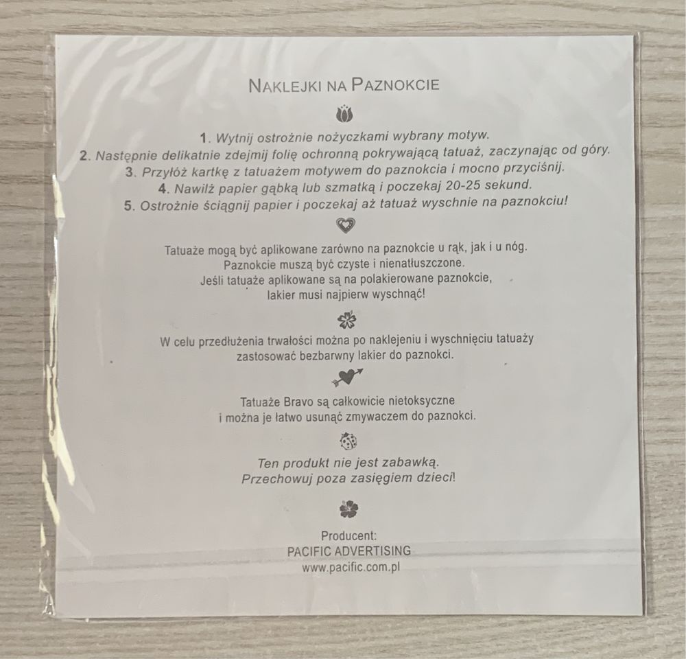 Naklejki na paznokcie królik nutki pacyfa serce kwiat halloween