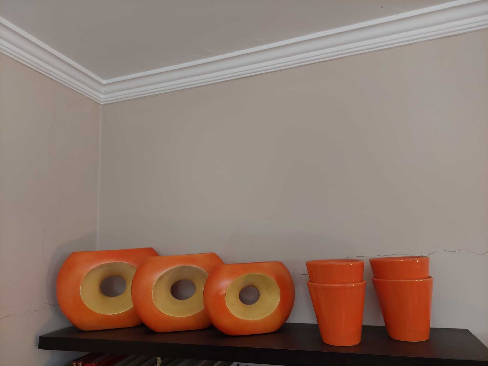 Vendo conjunto de peças de decoração como novo para desocupar.