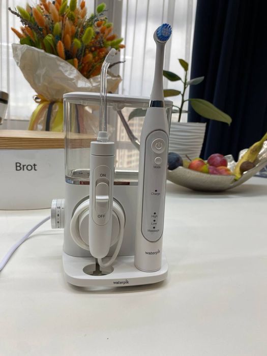 Waterpik.  зубниі центр Complete care 9.5 white