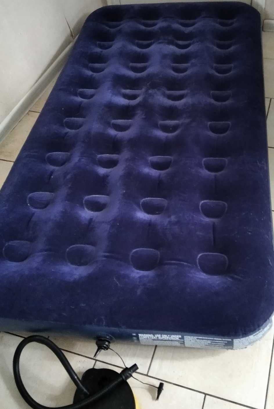Надувной матрас с велюровым покрытием