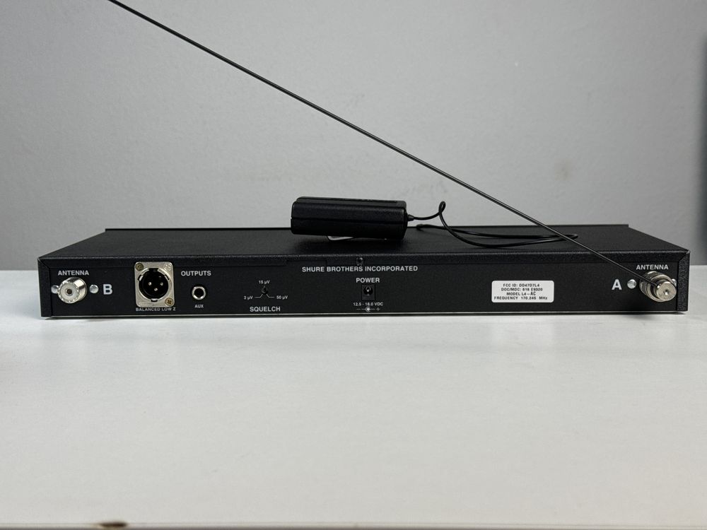 Sistema de microfone sem fio Shure L4