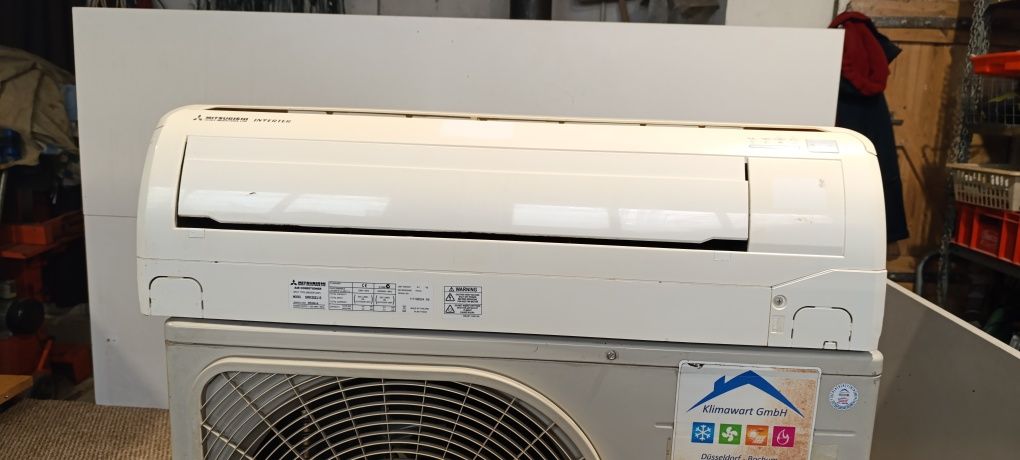 Klimatyzacja zewnętrzna z funkcją grzania 2,5 Kw, Mitsubishi.