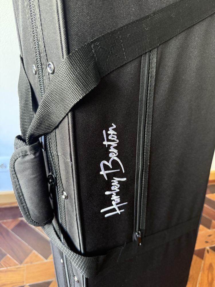 Case/Saco para Baixo Harley Benton LightCase-El-Bass
