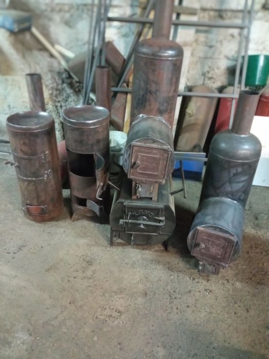 Буржуйка з газового балона.