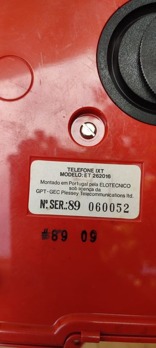 Telefone vermelho