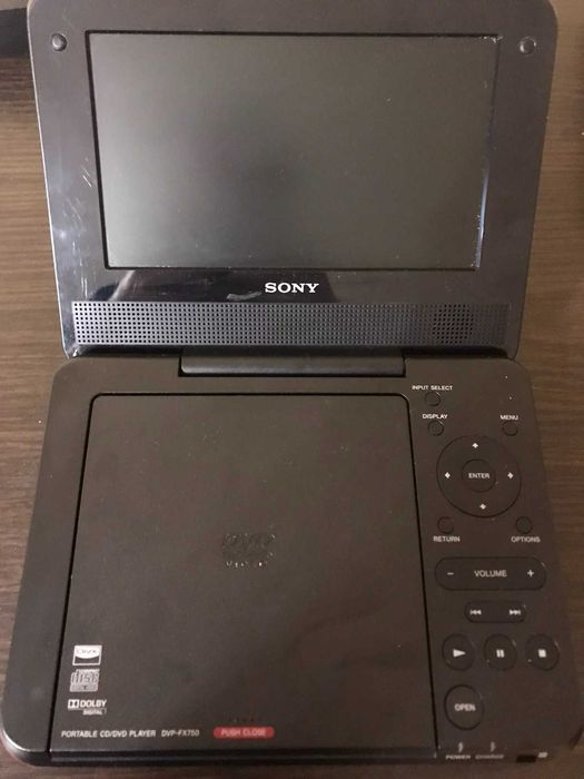 Портативний CD/DVD плеер DVP-FX750 Б/У