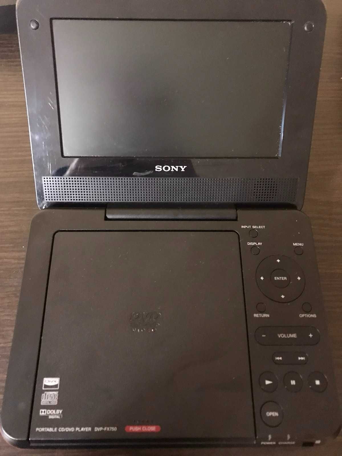 Портативний CD/DVD плеер DVP-FX750 Б/У