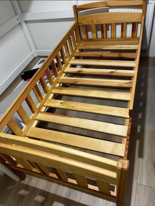 Łóżko  piętrowe drewniane