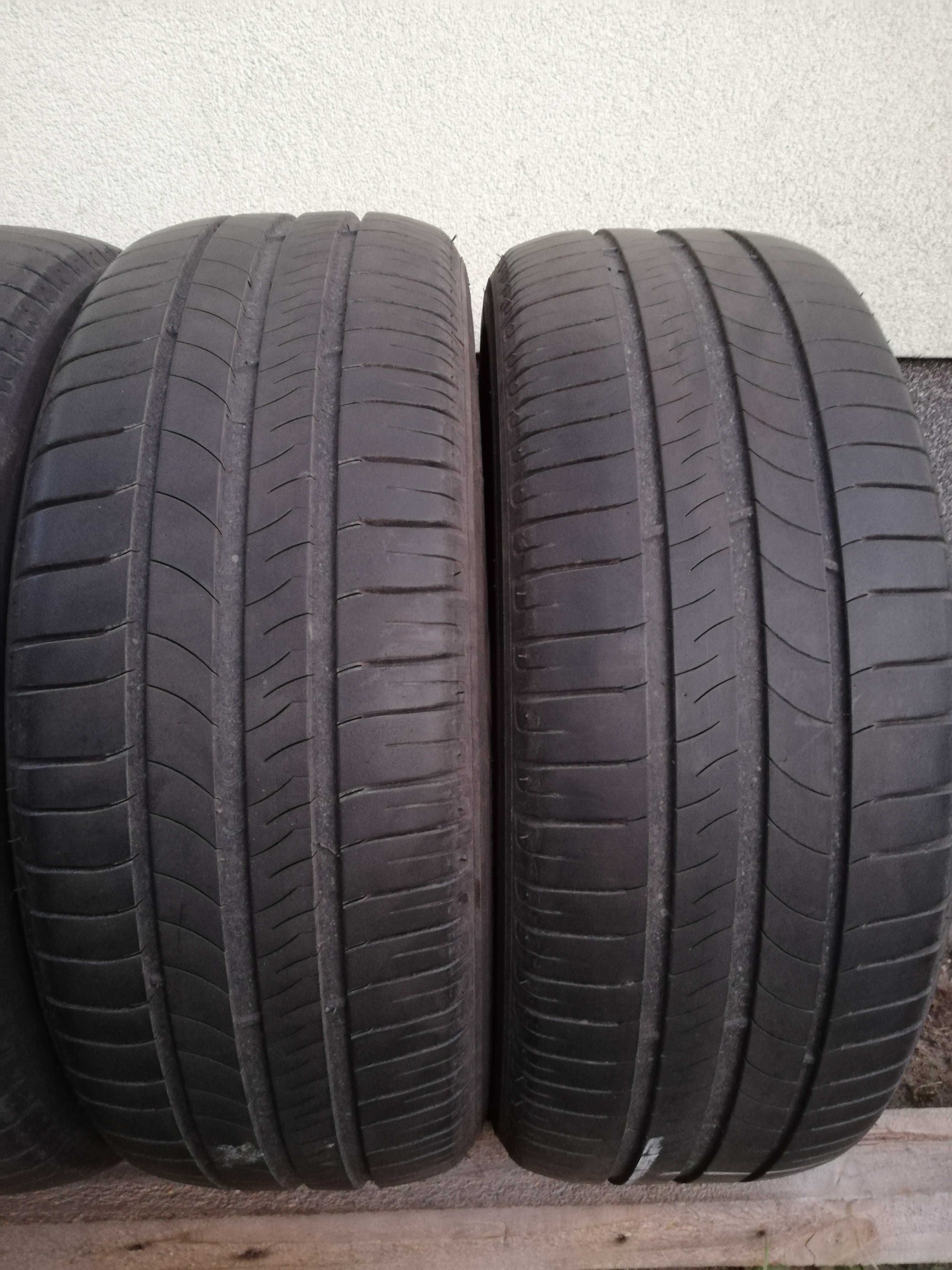 4 opony letnie Michelin 205/55R16, bieżnik 5,4-6,6mm.