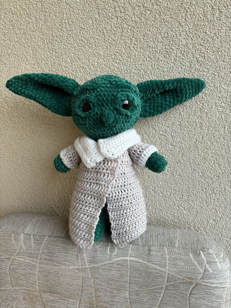 Baby Yoda maskotka na szydełku 33 cm