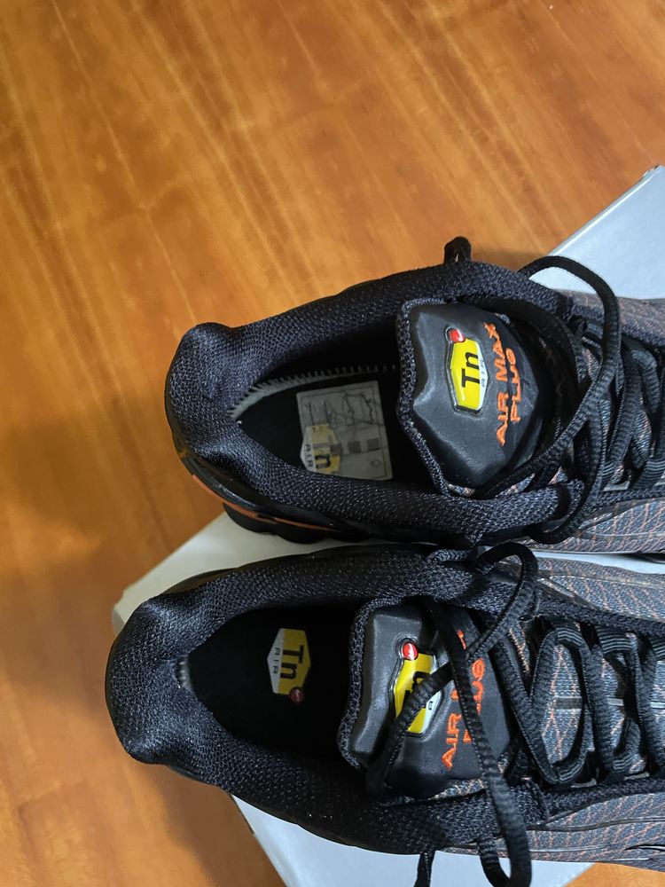 Sapatilhas Nike Tn