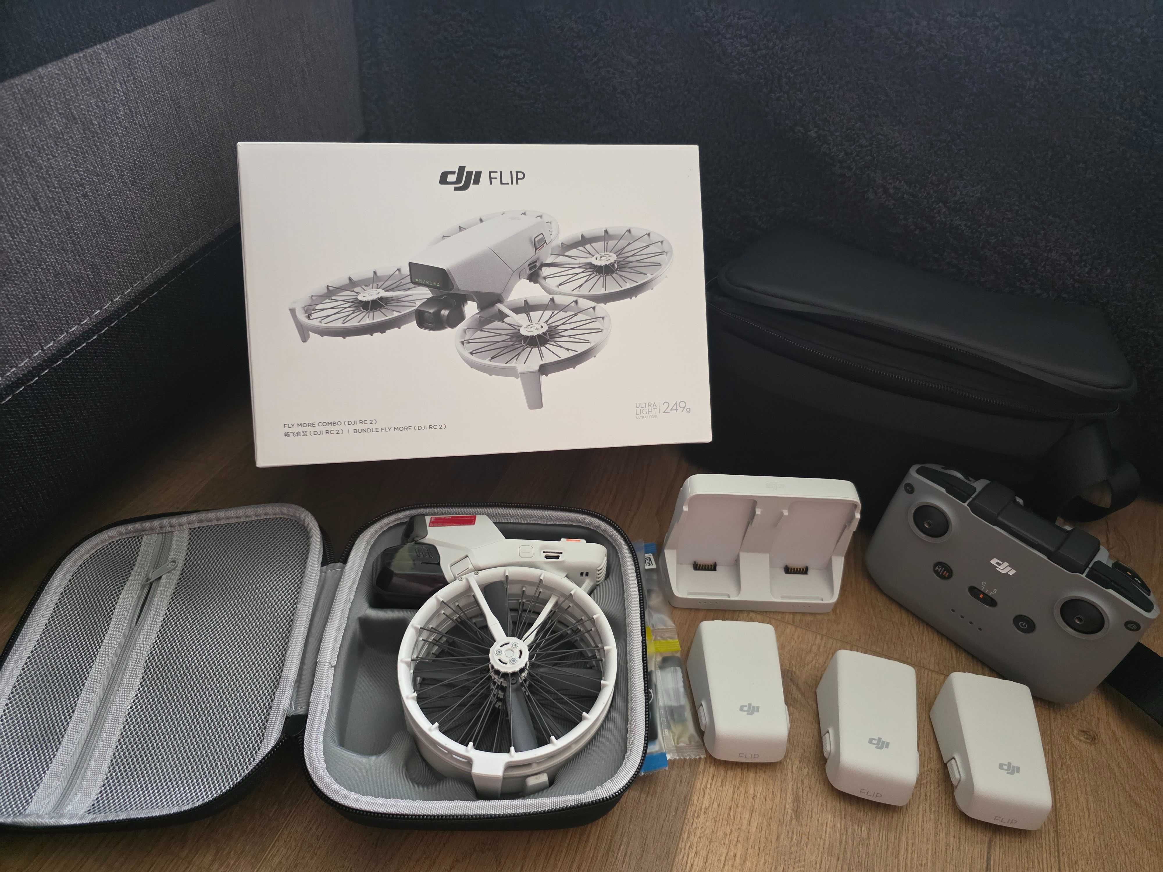 DJI Flip Fly More Combo + dodatki + DJI CARE