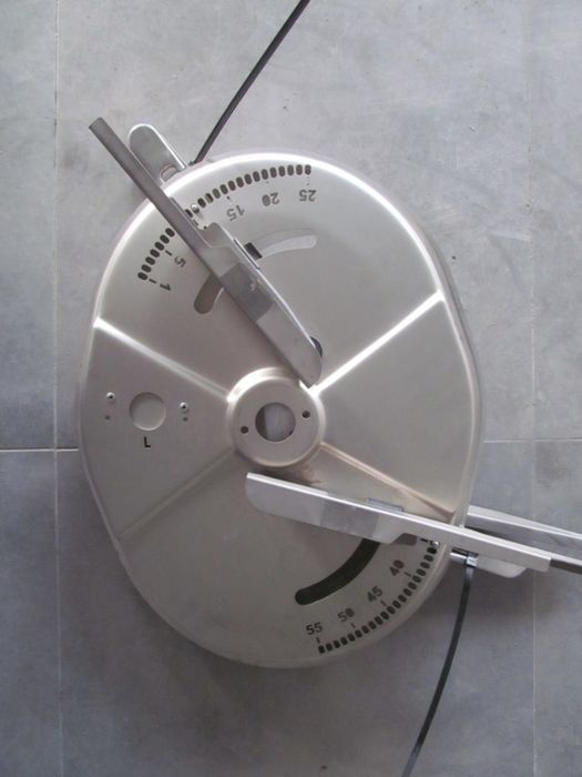 Talerze tarcze rozsiewacza AMAZONE ZA-V V-SET 2 nowe 105592 [1308]