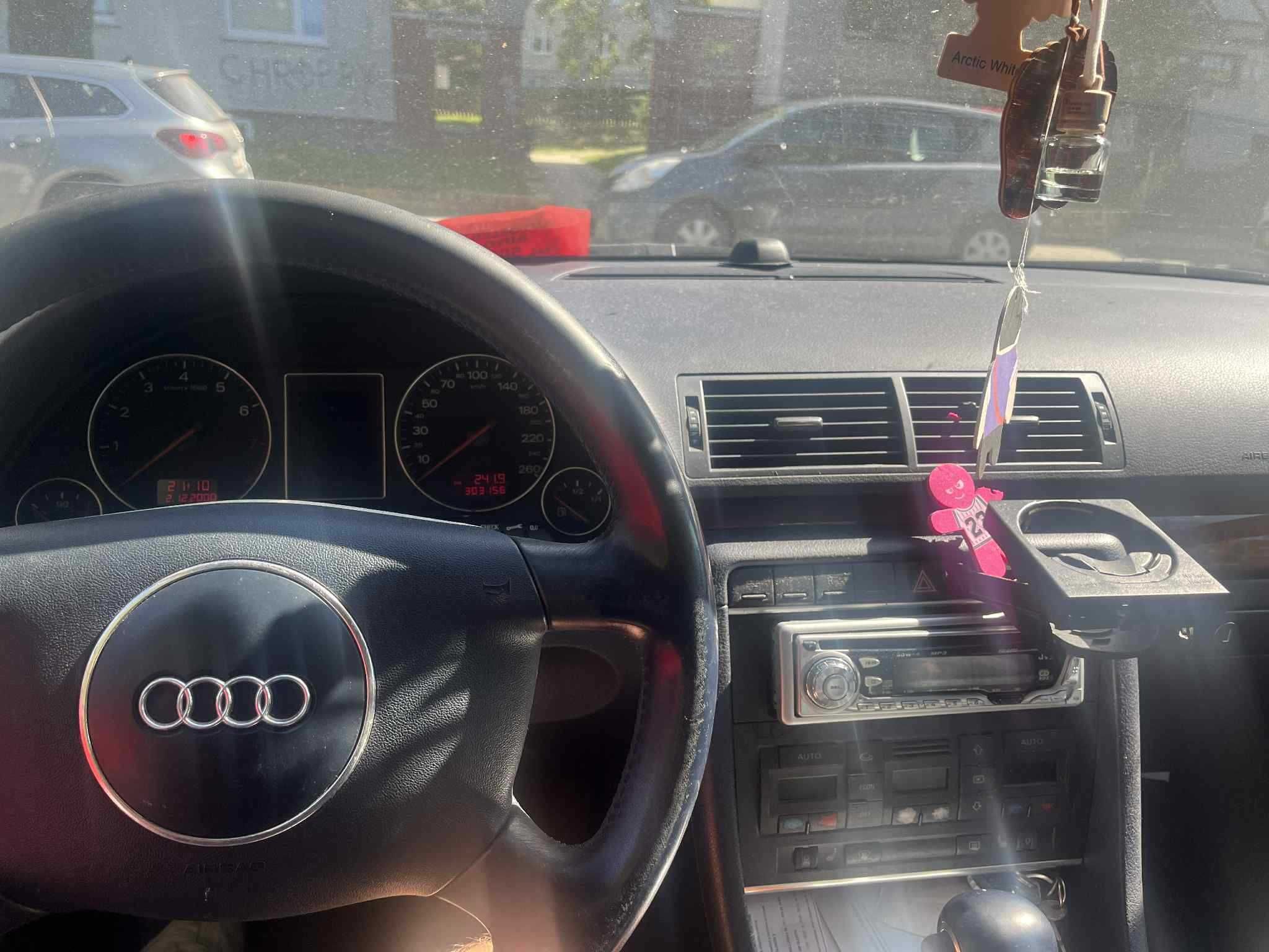 Sprzedam auto Audi A4 B6 2.0 LPG