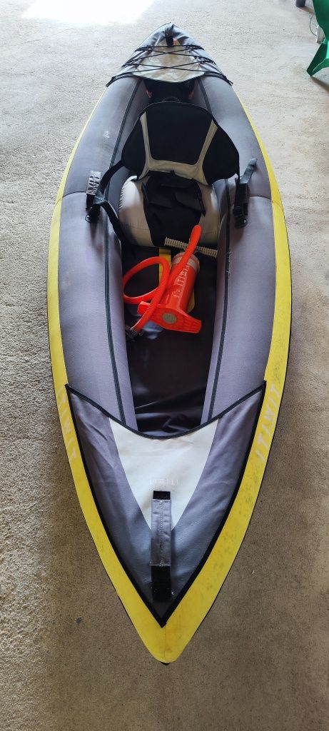 Canoa insuflável