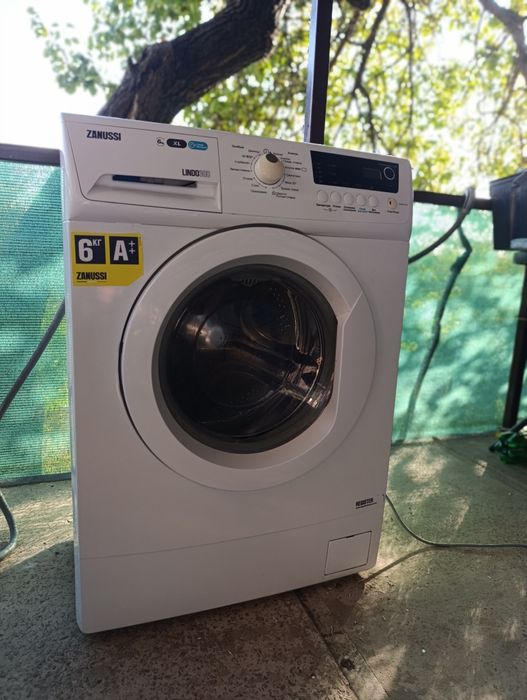 Стиральная машина Zanussi