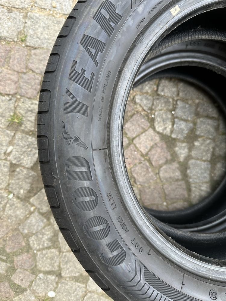 4sztuki lato 195/60R15 88H Goodyear