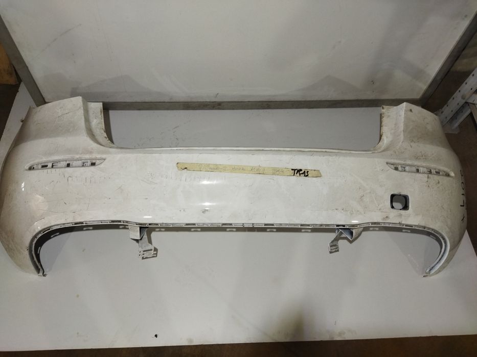 Parachoque Mercedes B180 trás 2019