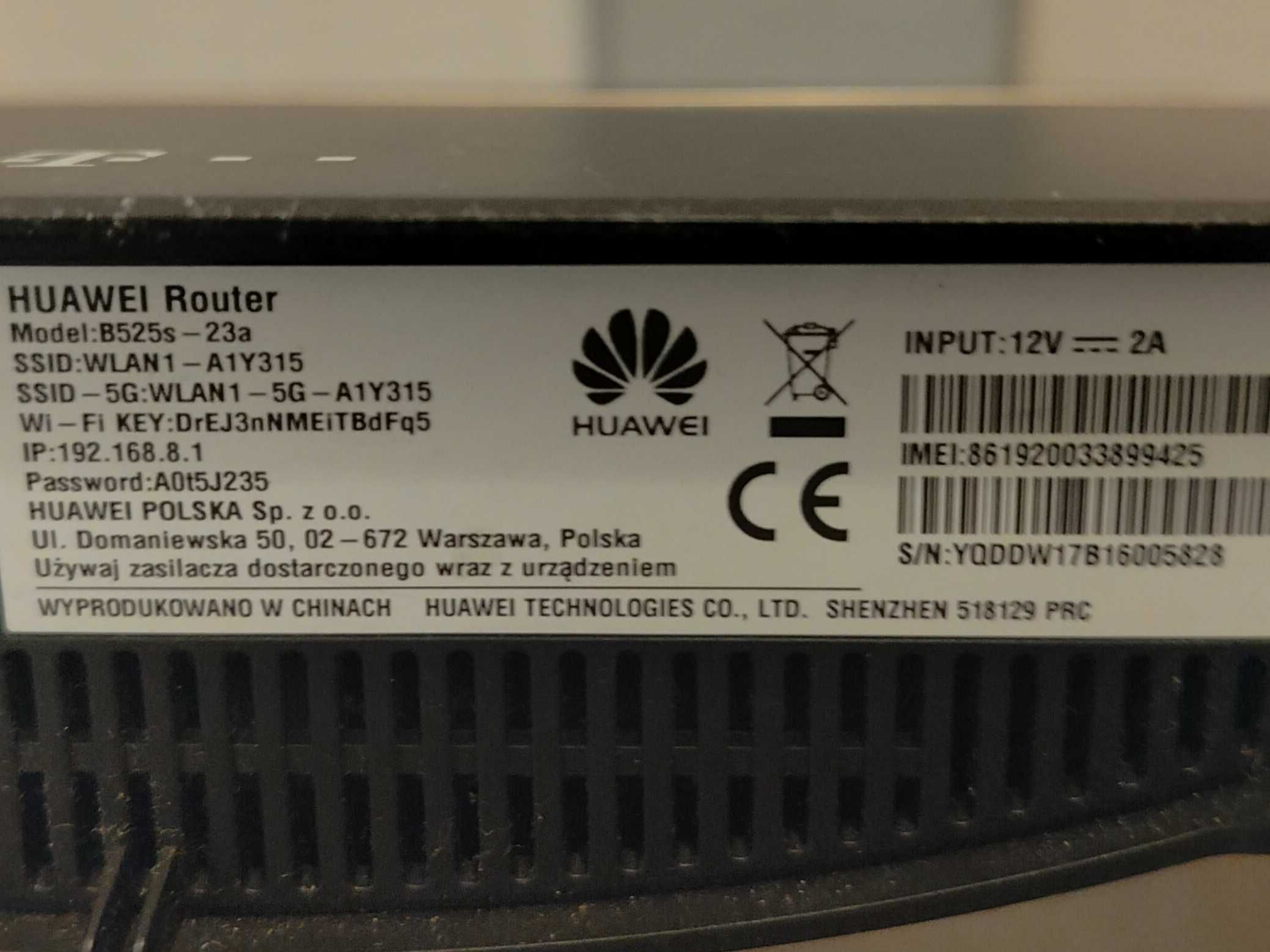 Router HUAWEI B525s -23a Wifi, LTE,  2,4GHz / 5 GHz Modem + Anteny