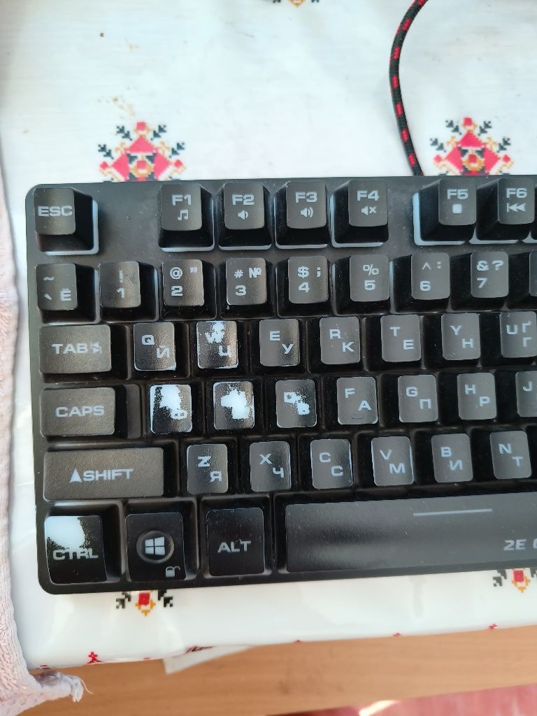 Продам клавіатуру 2e-kg290ub