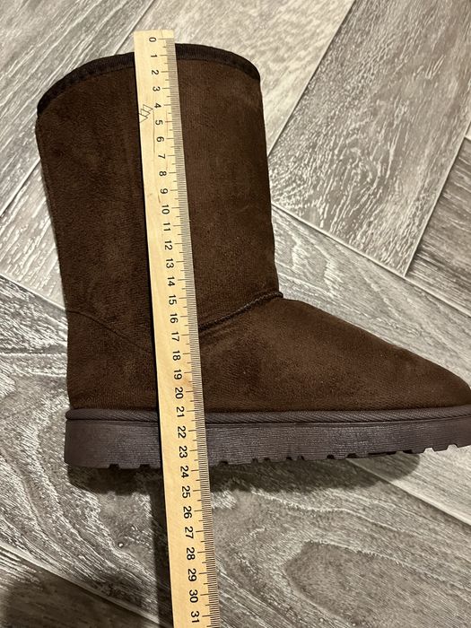 Женские угги.Угги шоколадного цвета.