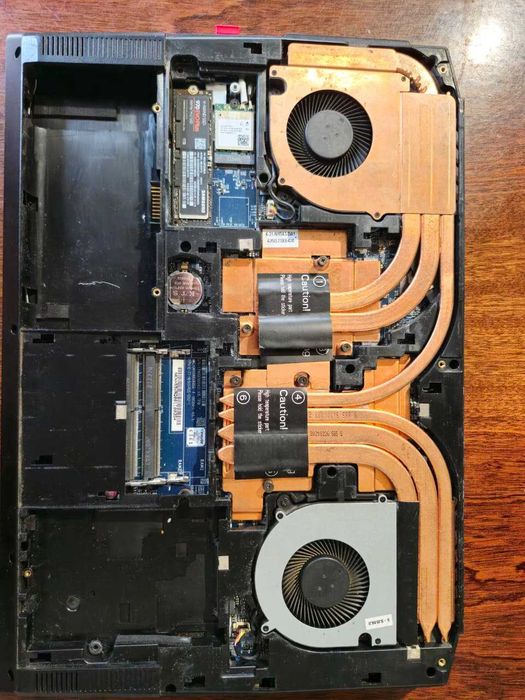 Ноутбук DREAM MACHINES RT3070-15 (RT3070-15UA42)