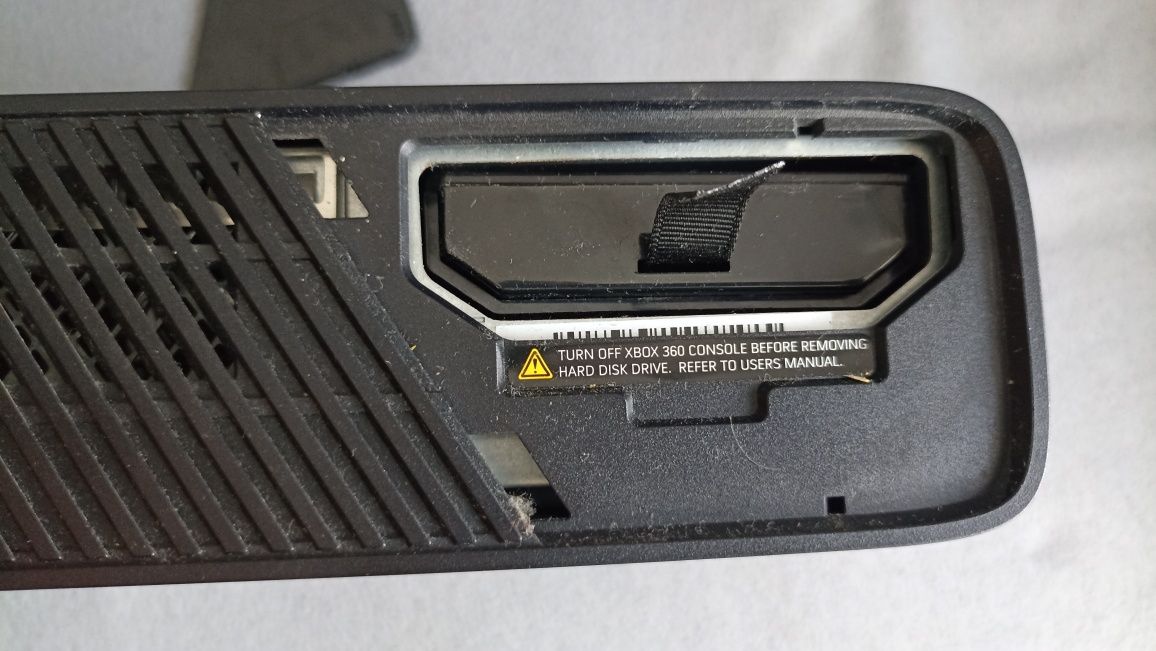 Konsola Xbox 360 E Kinect 2 pady