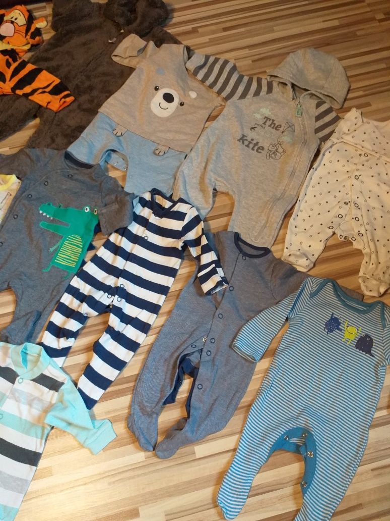 Body,pajace,koszulki,spodnie Chłopczyk 0-6 miesiąca