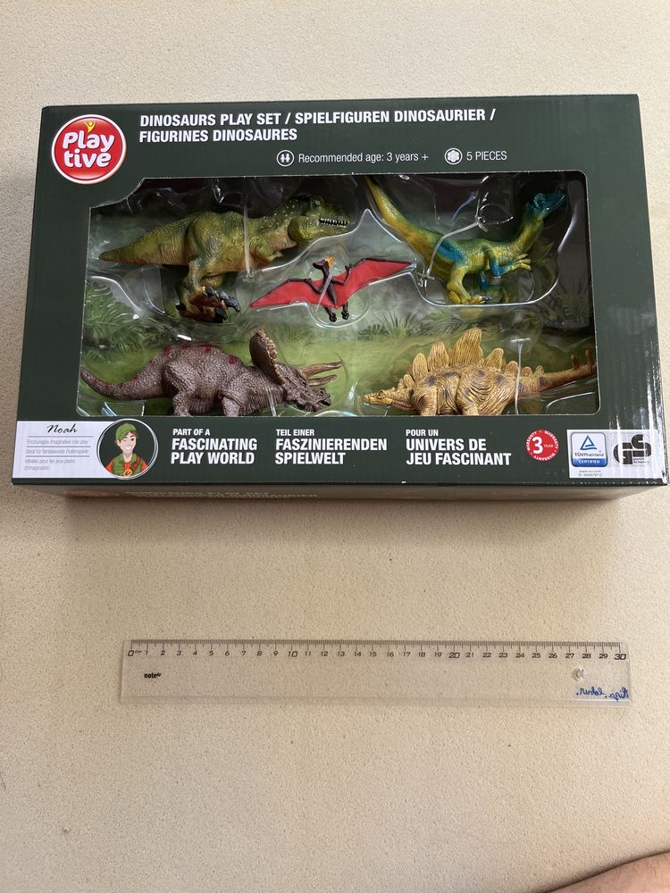 DINOSAURS play set 28 caixas