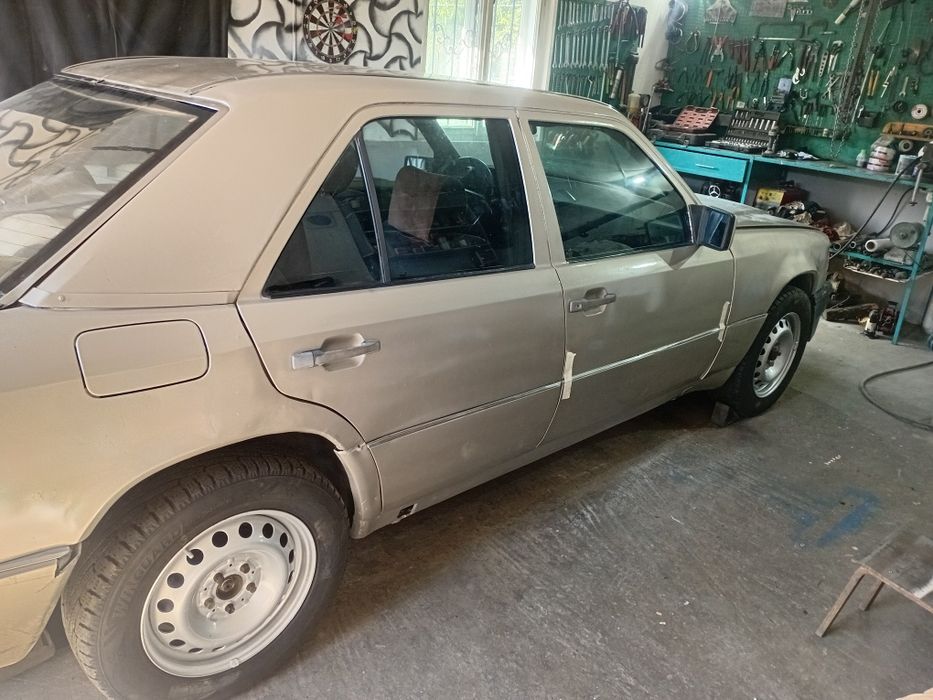 Мерседес W  124 2.0 газ/бензин