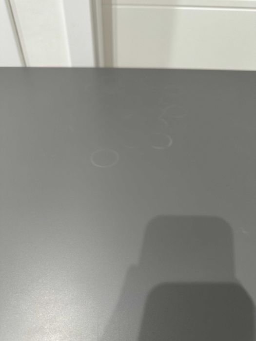 Stół na wysokich metalowych nogach 110 cm H - wystawy, targi, warsztat