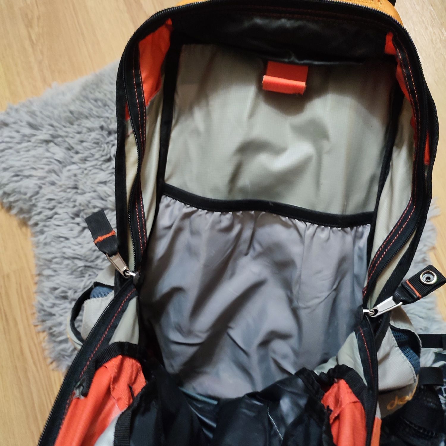 Спортивний туристичний рюкзак deuter ac snow lite 24L