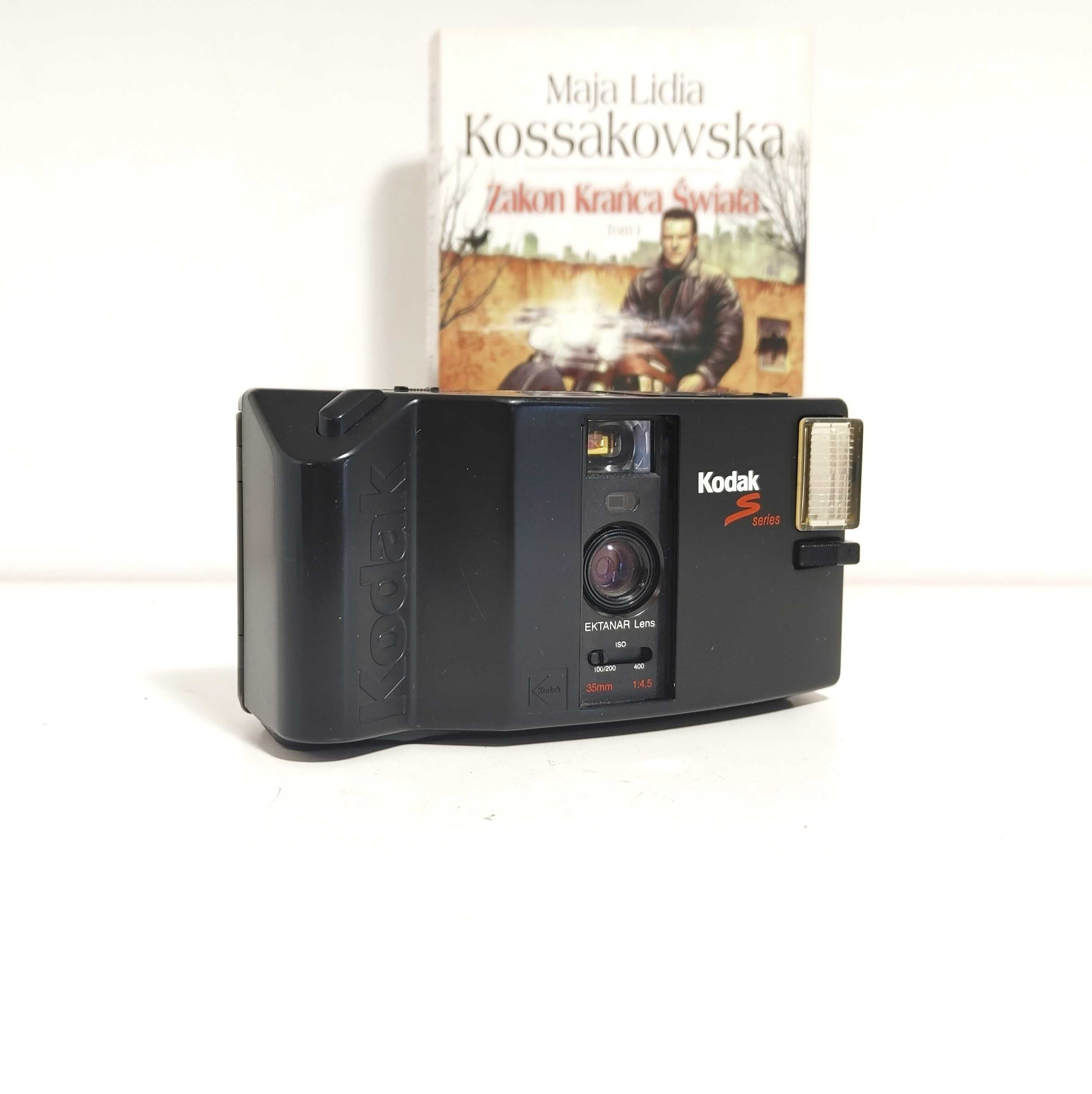 Vintage Kodak S300 MD Kompaktowy aparat analogowy z lat 80 tych XX w