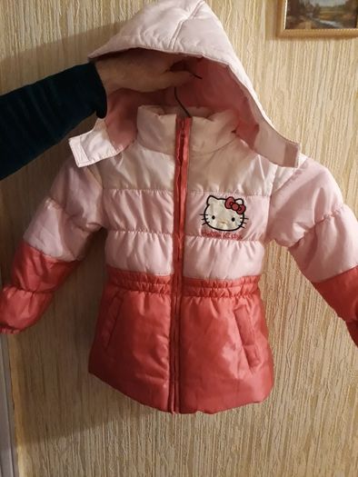 Демисезонная куртка на девочку Sanrio Hello Kitty