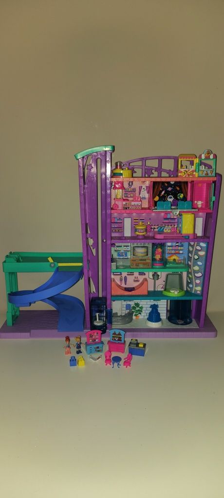 Polly Pocket Mega Mall