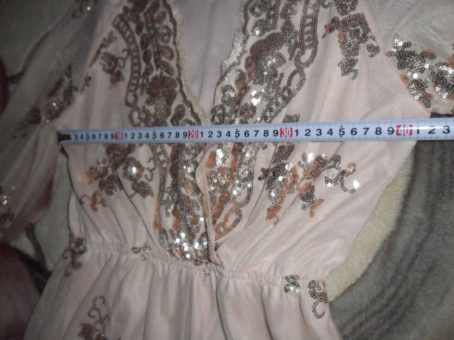 Шикарный комбинезон пайетки 42-44 р, платье