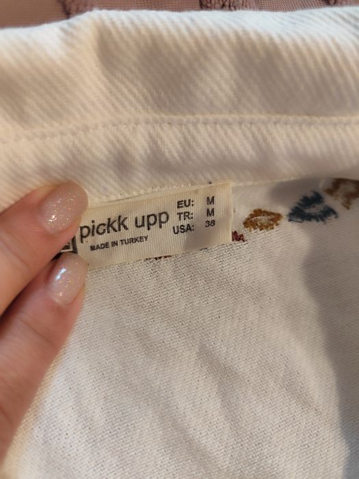 Сорочка з вишивкою, розмір М, в ідеальному стані