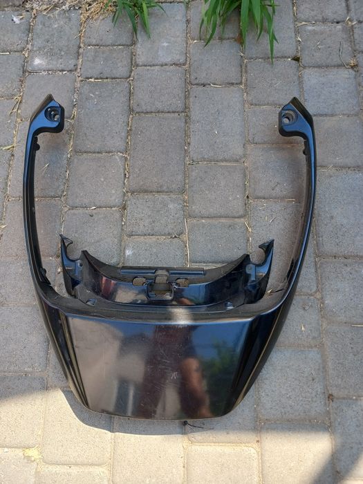 Спойлер зі стопом Suzuki Burgman SkyWave
