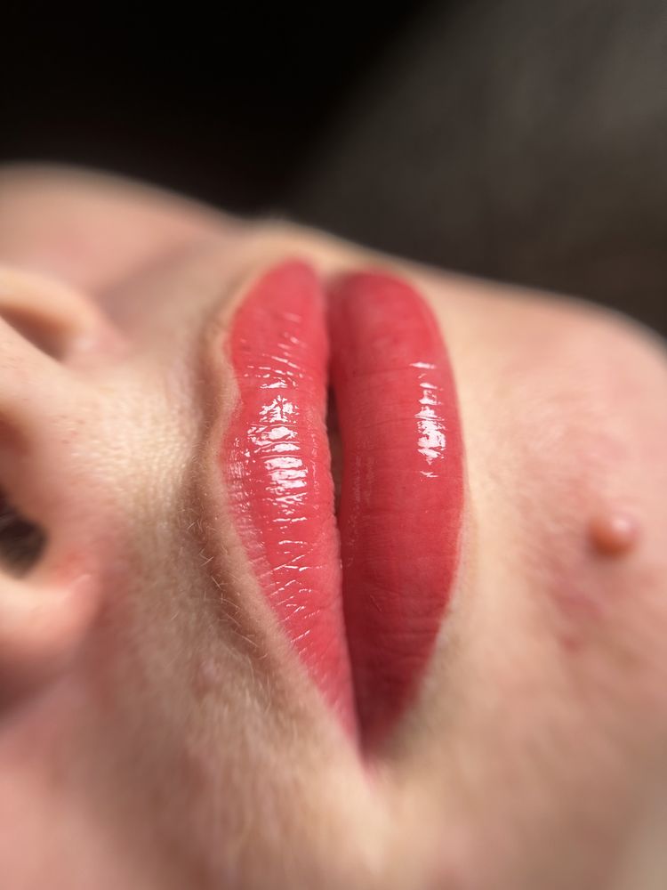 Перманентний макіяж перманент миргород брови міжвійка губи
