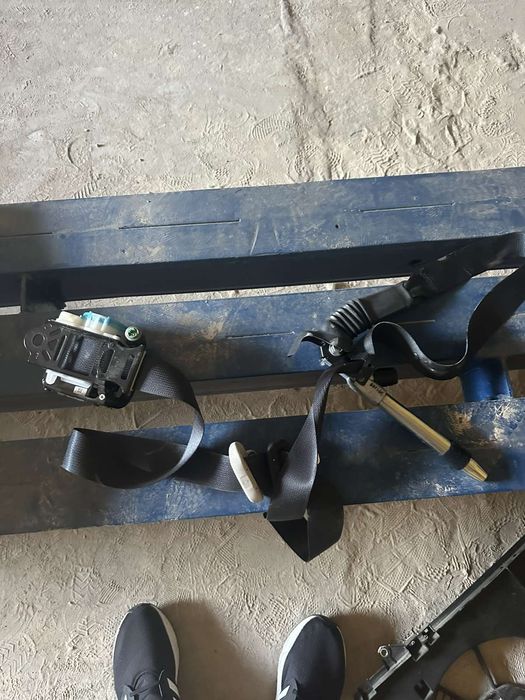 Ремінь безпеки лівий передній mazda cx-5 2022+/cx-9 2016+ TKY857L9075