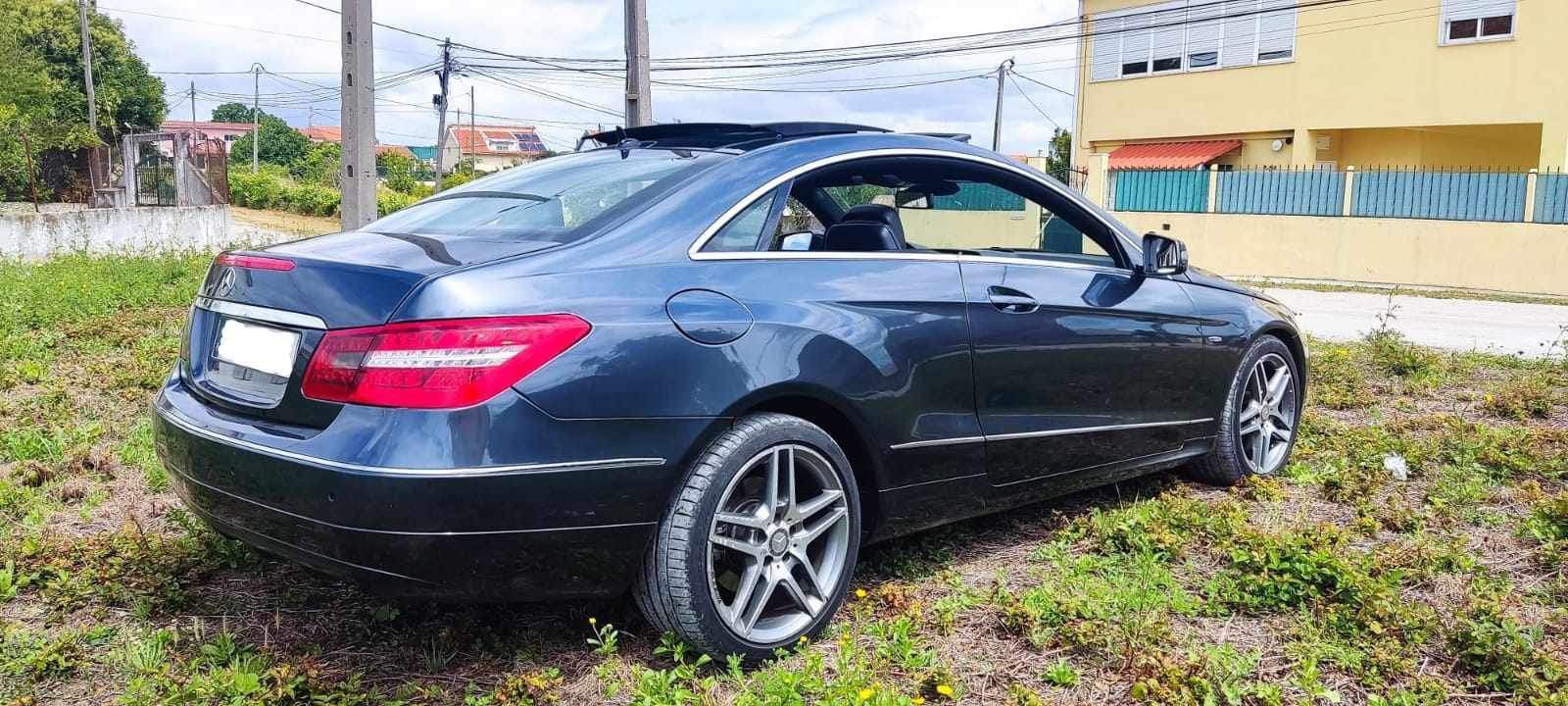 Mercedes E220 coupe biturbo