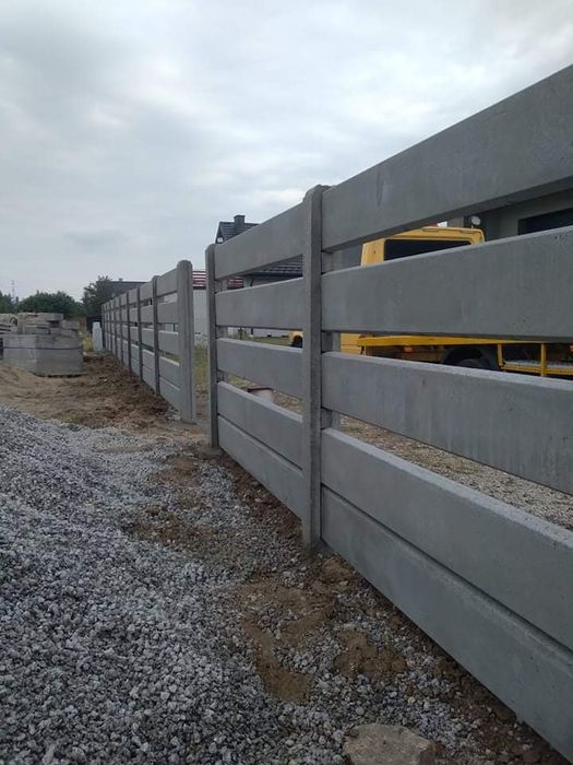 Ogrodzenia betonowe Montaż Transport