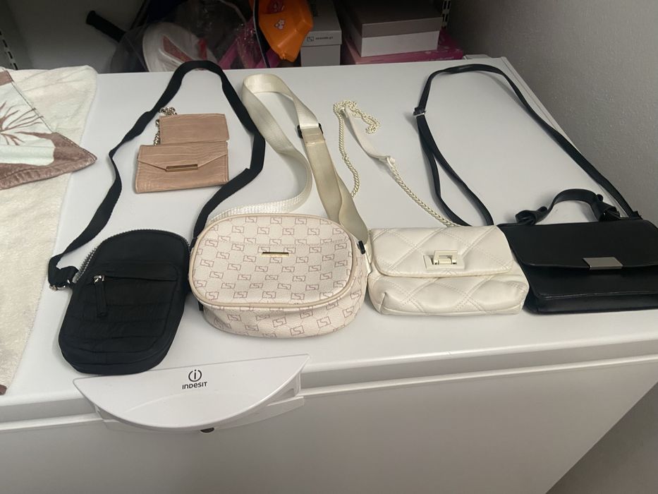 Varias malas de varias cores