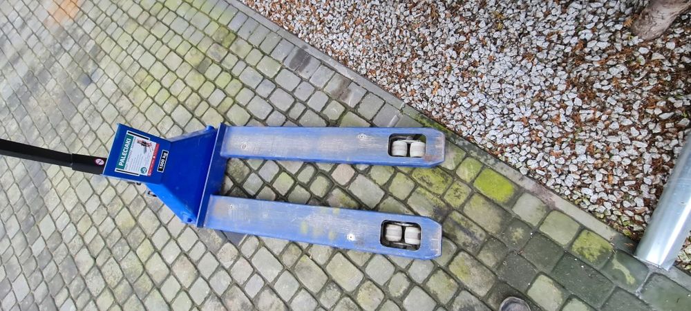 Wozek paletowy z waga paleciak wagowy 2500kg jak nowy